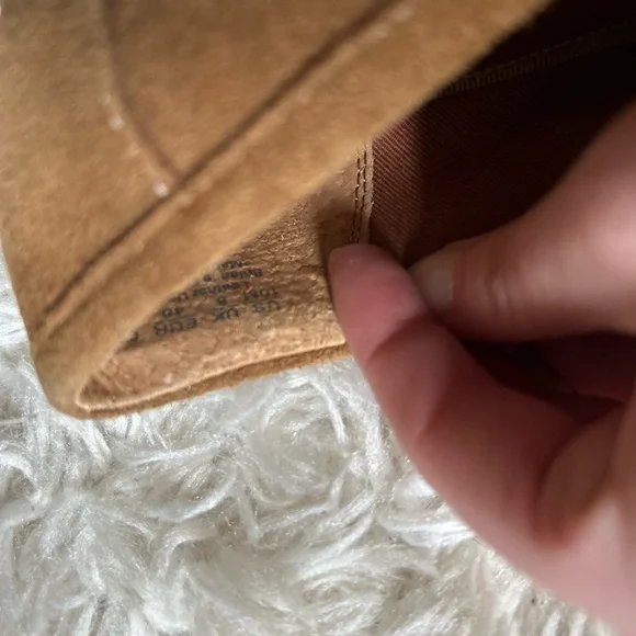 Sold - Picture 3 of 5